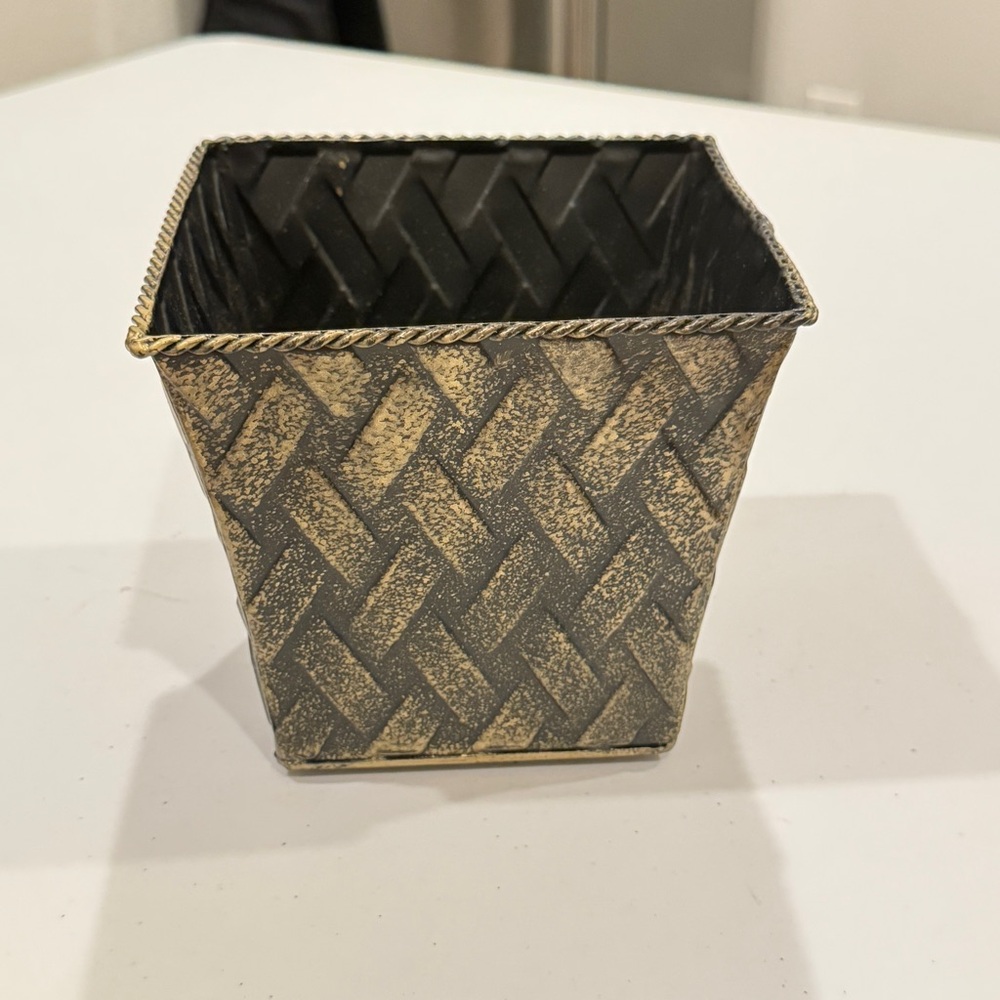 Textured Black and Gold Decorative Metal Planter